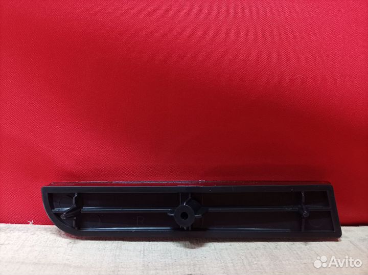 Отражатель правый Mitsubishi ASX 1 га0 2010