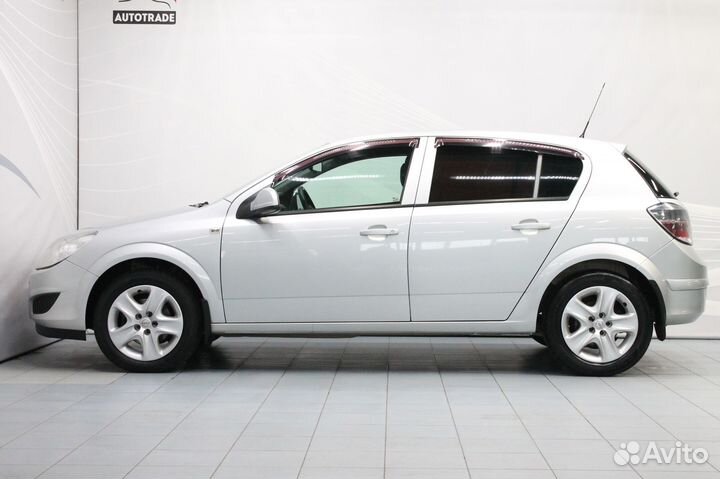 Opel Astra 1.6 МТ, 2011, 189 995 км
