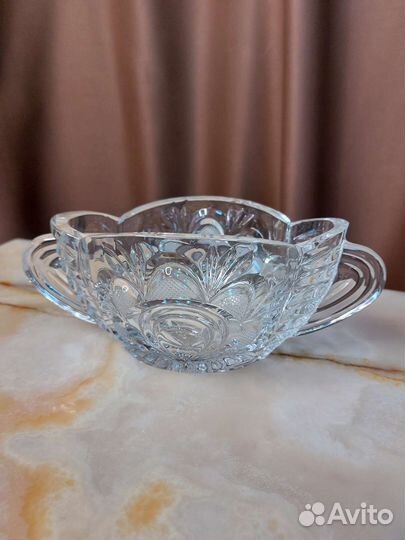 Конфетница хрустальная