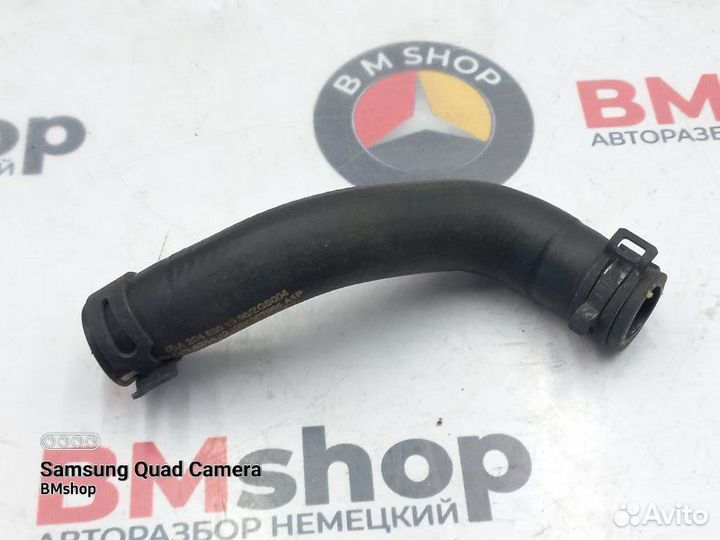 Патрубок системы охлаждения Mercedes-Benz C180