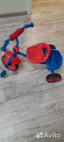 Велосипед трехколесный