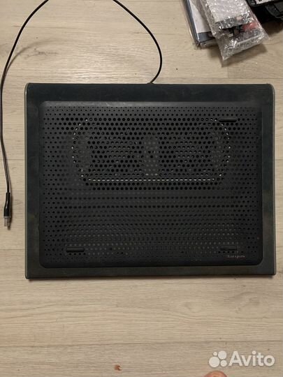 Подставка с охлаждением targus awe55eu