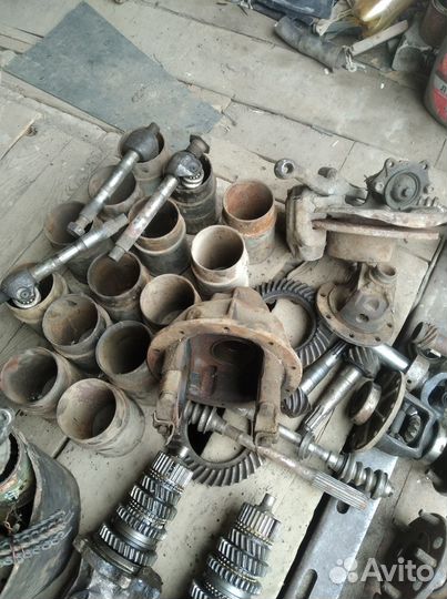 Запчасти москвич 2140