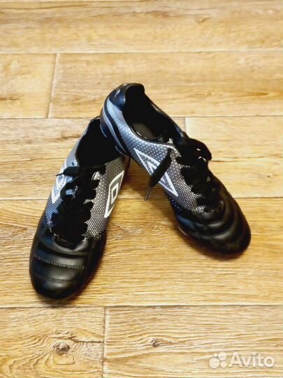 Футбольные бутсы 40
