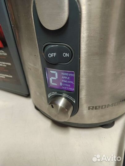 Соковыжималка Redmond RJ-M908 (нерабочая)
