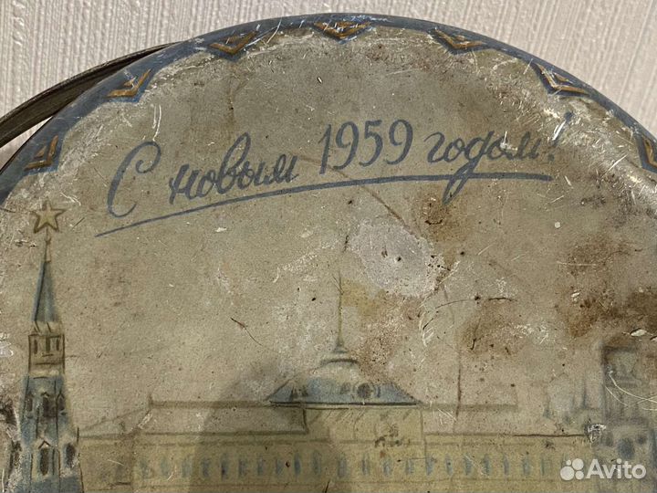 Жестяная банка 