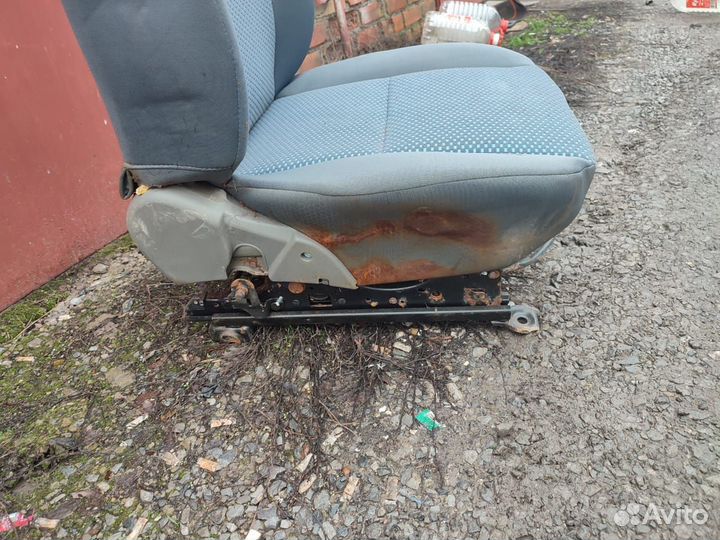 Новые Сиденья Чери Тигго Т11 Chery Tiggo T11