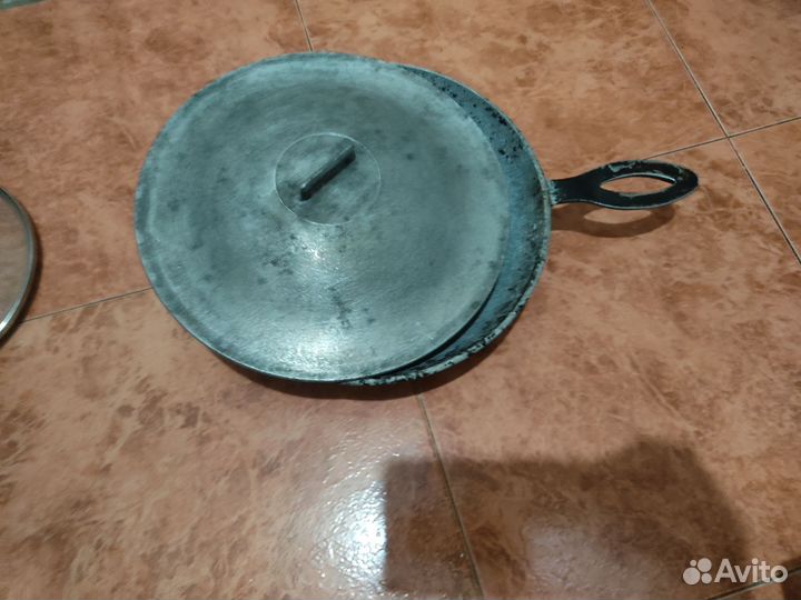 Чугунная сковорода СССР