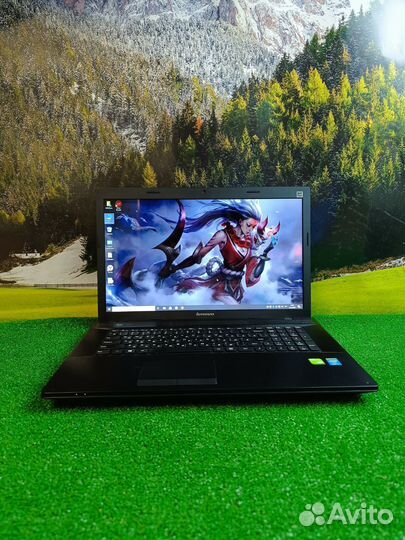 Огромный мощный игровой ноутбук Lenovo