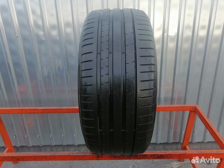 Pirelli P Zero PZ4 255/35 R20