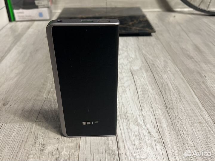 Power bank interstep 8000