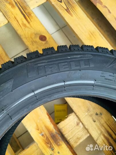 Pirelli Ice Zero 205/55 R16 94T