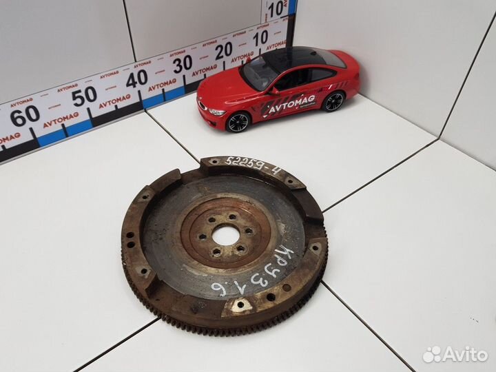 Маховик двигателя