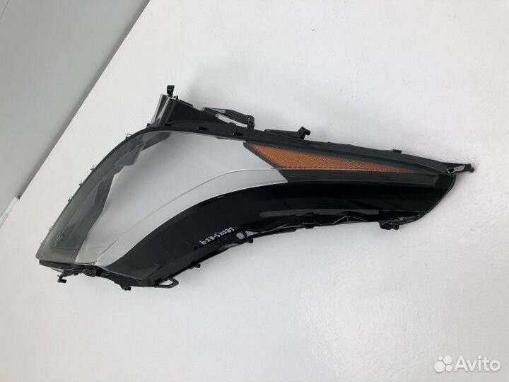 Стекло фары правой Lexus RX 4