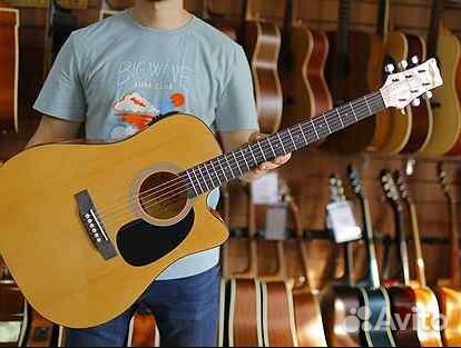 Электроакустическая гитара Martinez + аксессуары