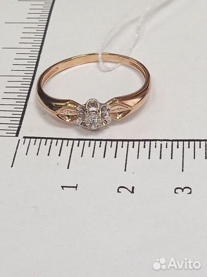 Золотое кольцо с камнем 19,5р