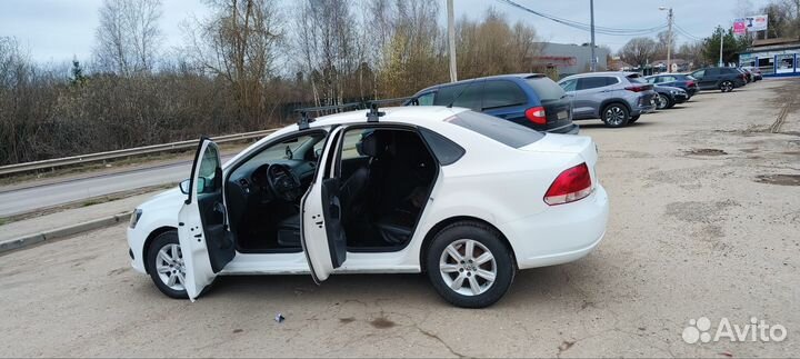 Volkswagen Polo 1.6 AT, 2011, 300 000 км