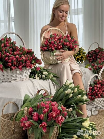 Корзина тюльпанов