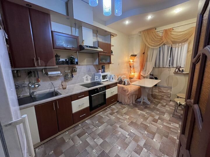 1-к. квартира, 54 м², 6/6 эт.