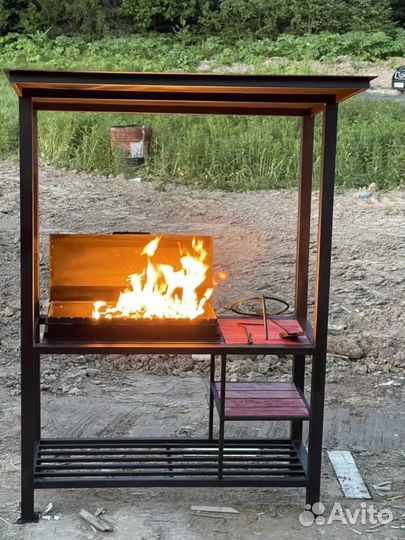 Мангал с крышей Лофт
