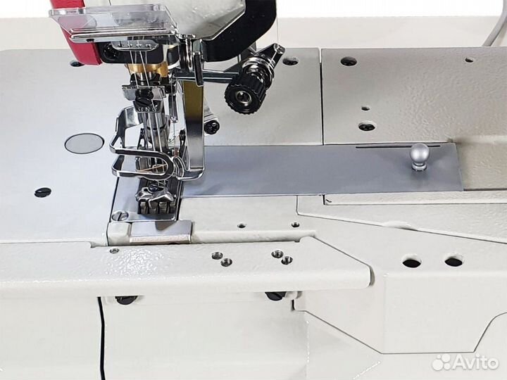 Плоскошовная машина Aurora W4-01 со столом