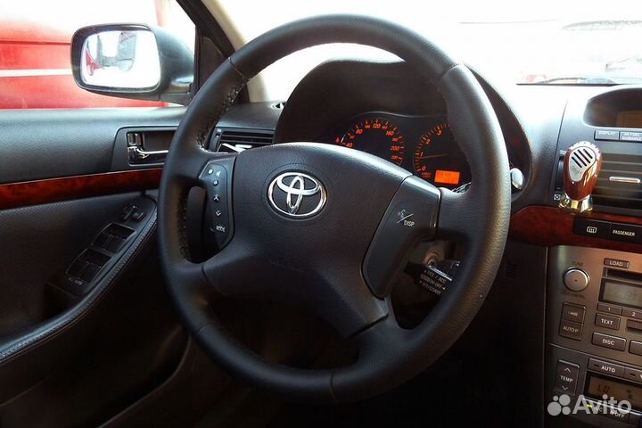 Toyota Avensis 2.0 AT, 2005, 259 000 км