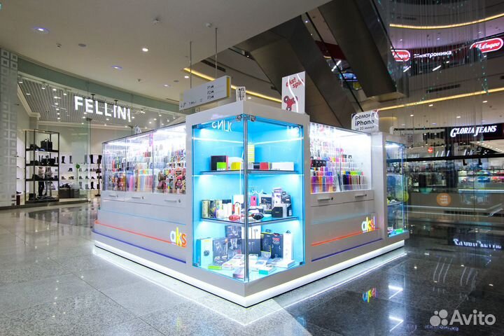 Продавец мобильных аксессуаров