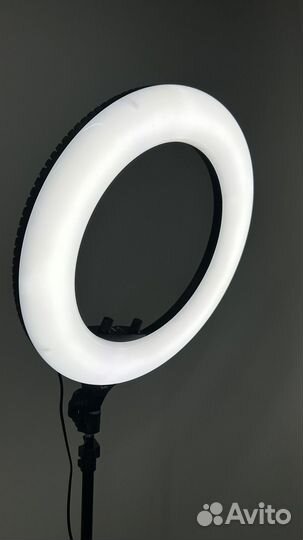 Кольцевая лампа со штативом