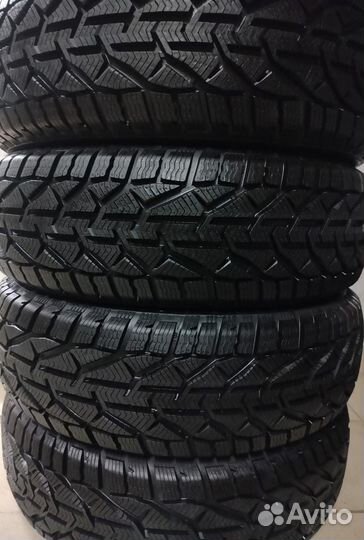 Tigar Winter 215/70 R16 100H