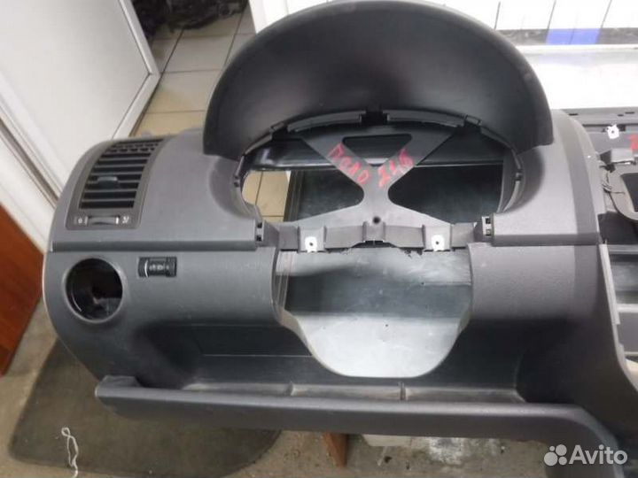 Панель приборов Volkswagen Polo хэтчбек BUD 2008