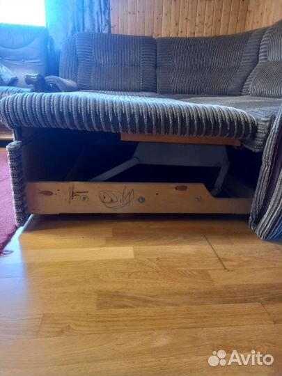 Угловой диван бу
