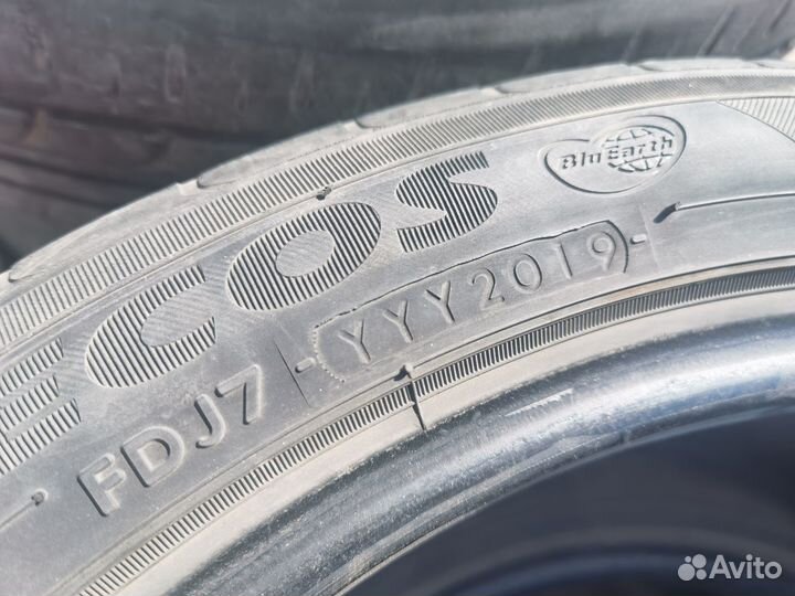 Yokohama Bluearth ES32 225/45 R18