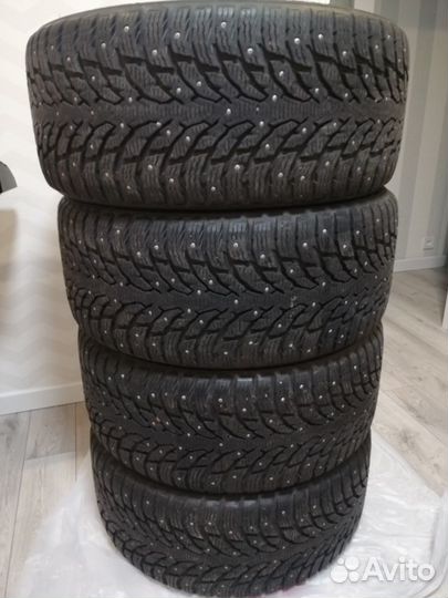 Nokian Tyres Hakkapeliitta 9 SUV 285/40 R21 109T