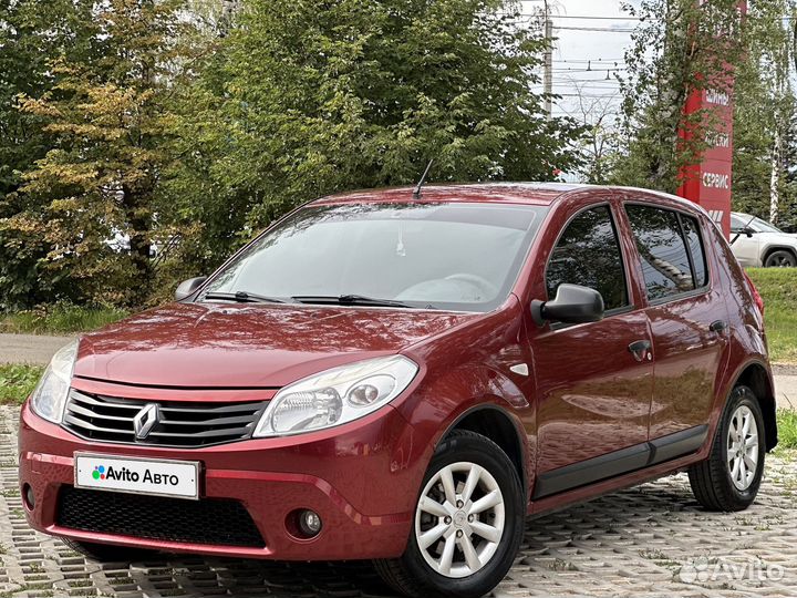 Renault Sandero 1.6 AT, 2011, 150 000 км