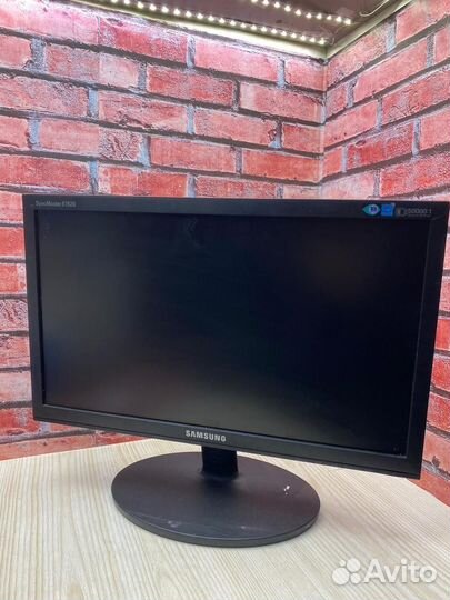 Монитор Samsung e1920n