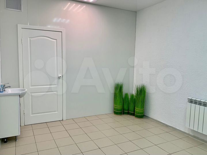 Кабинет под услуги красоты, офис 21.5 м²