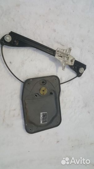 Стеклоподъёмник задний правый Skoda Fabia 2 электр