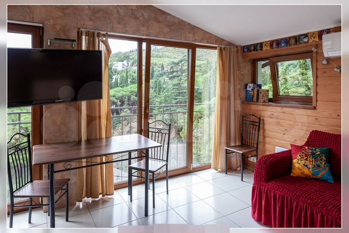 2-к. квартира, 40 м², 5/5 эт.