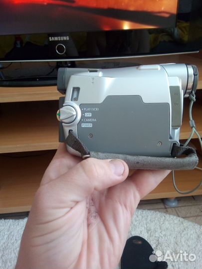 Видеокамера canon