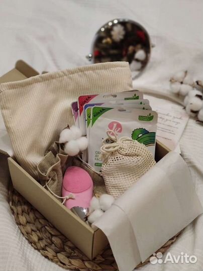 Подарочный бокс