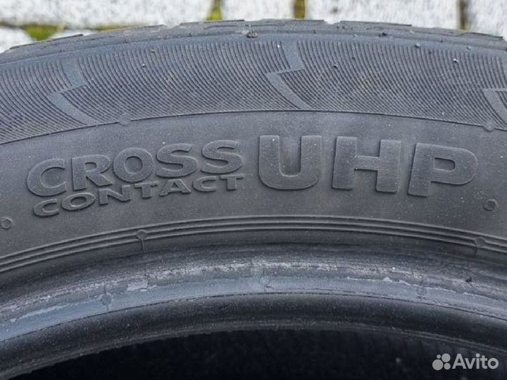 Continental CrossContact UHP 235/50 R19