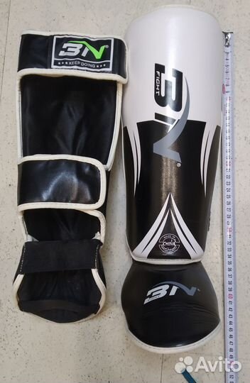 Защита ног для единоборств