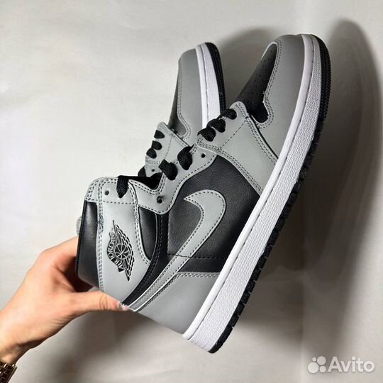 Кроссовки Nike Air Jordan 1 LUX кожа новые