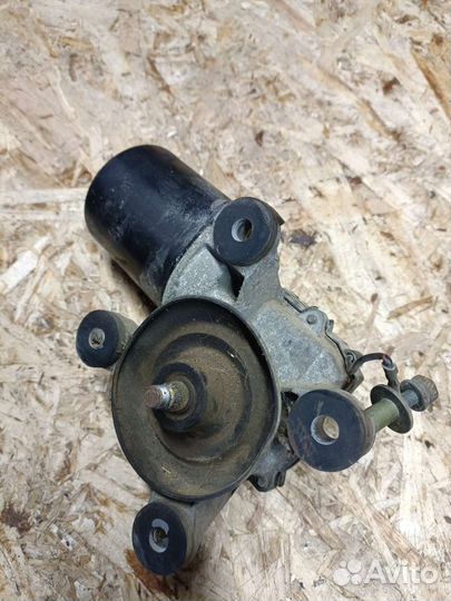 Моторчик стеклоочистителя Toyota Camry SV21 3S