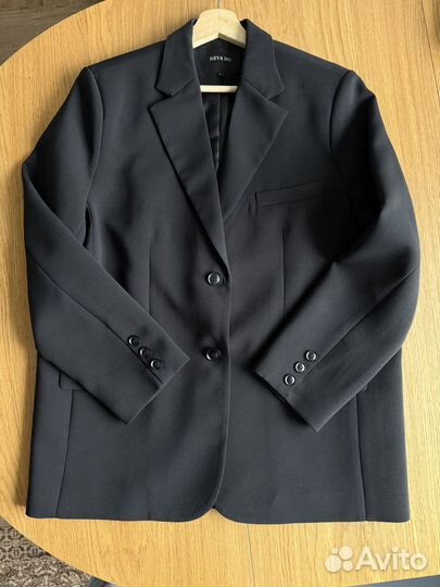 Пиджак женский 44 46
