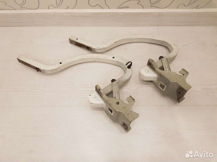 Петля крышки багажника правая Kia Optima 4 JF