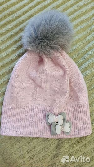 Шапка вязаная с помпоном из меха на девочку,55см