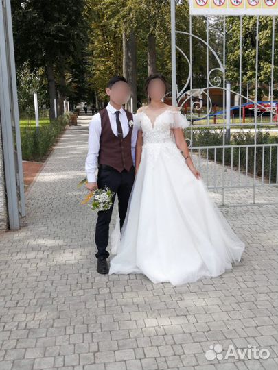 Продаётся свадебное платье