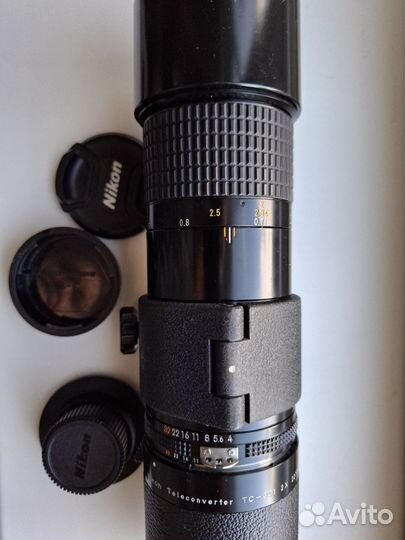 Nikon 200mm f/4 AI-s Micro-nikkor