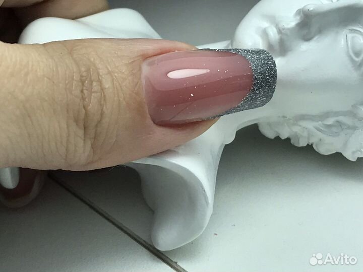 Мастер маникюра